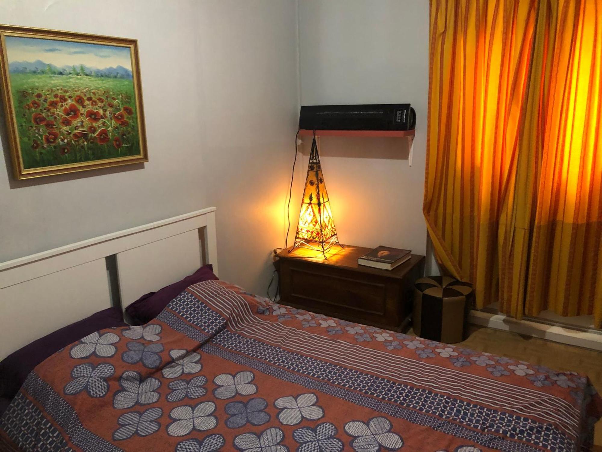 Guesthouse Familial Pour 2,3,4 Personnes De 44M2- Accessible Handic -Rez De Chaussee-Vues Sur Rue Et Patio Prive - Sejour, Chambre Separee-Cuisine,Salle De Bain,Lit Double Et Canape-Lit 2Pers-Entree De La Rue Berzelius-5 Minutes Du Metro Brochant-Lig Paris Exterior photo
